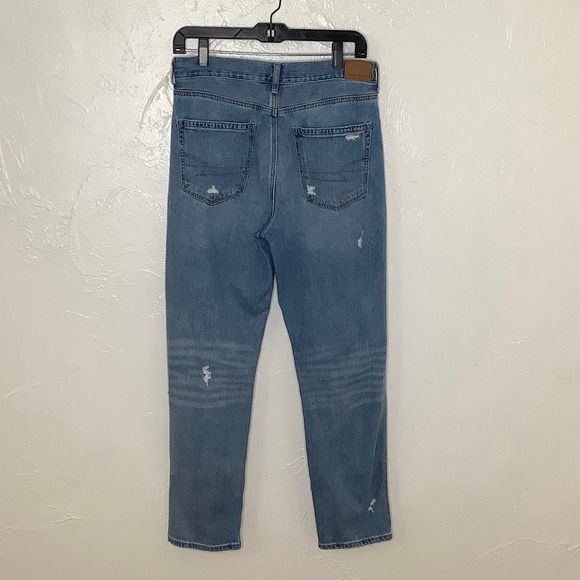 AE Mom Jean Ripped & Destroyed hi waisted jeans size 8 Regular EUC - Picture 2 of 10